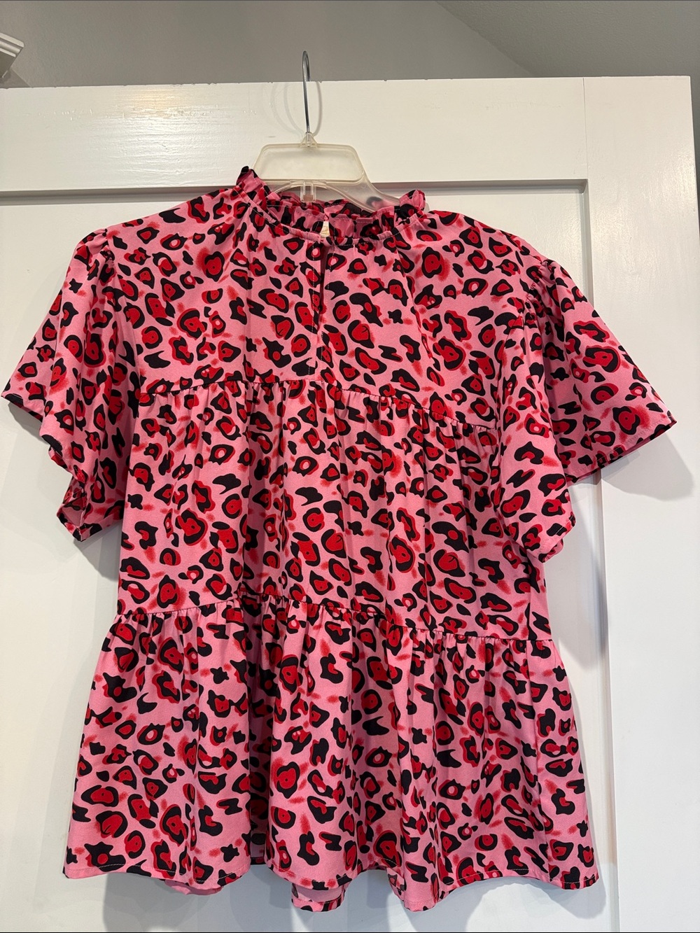 Women's Pink & Red Leopard Print Tiered Blouse